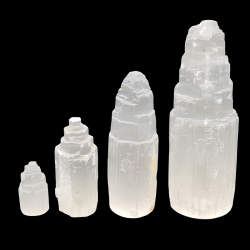 SELENITE MOUNTAIN / TOWER CRYSTAL  - Reference: ST1