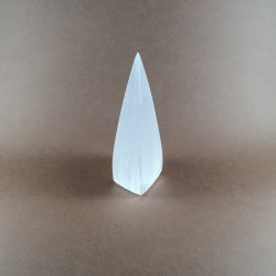 SELENITE PYRAMID TOWER  - Reference: ST4