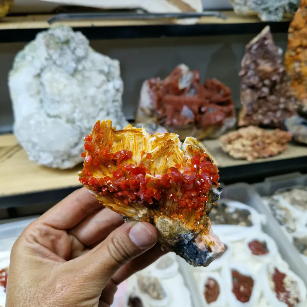 vanadinite on barite